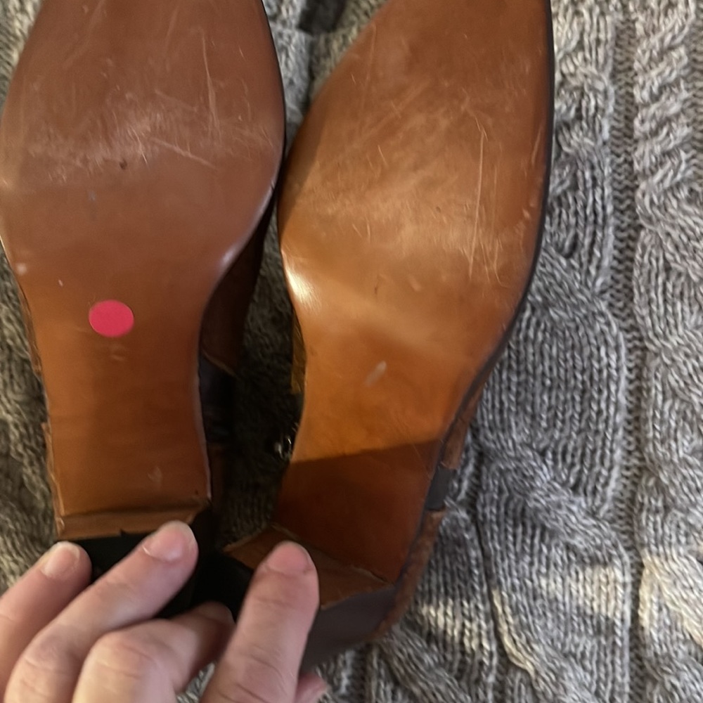 Leather boots - Picture 3 of 5